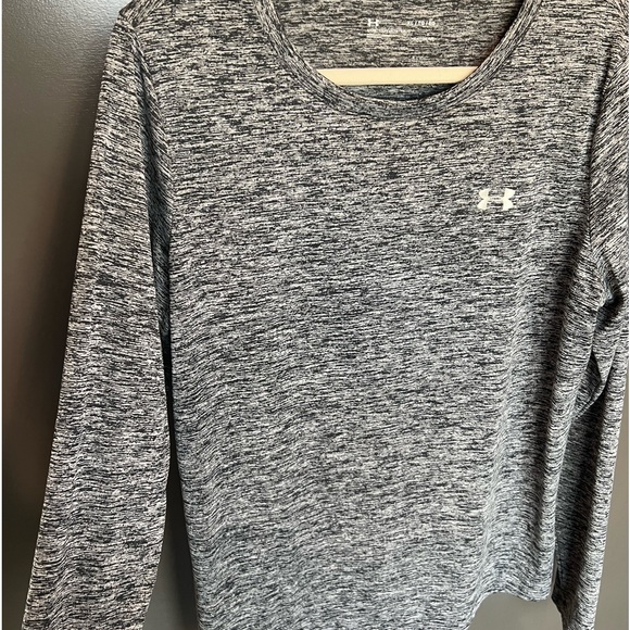 Women’s Under Armour Long Sleeve HeatGear - Picture 5 of 8